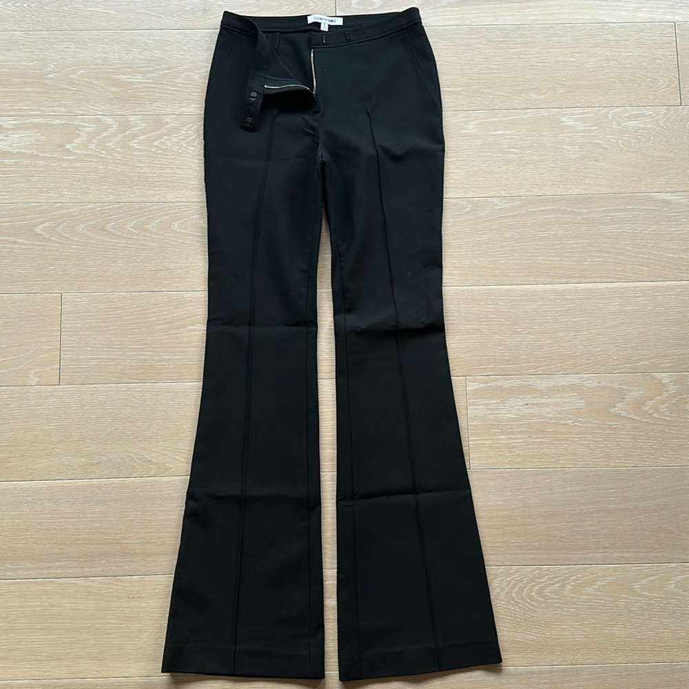 Elizabeth and James Pant